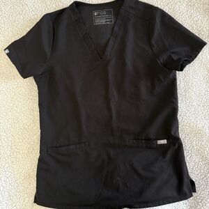 FIGS Black women’s Scrub Top